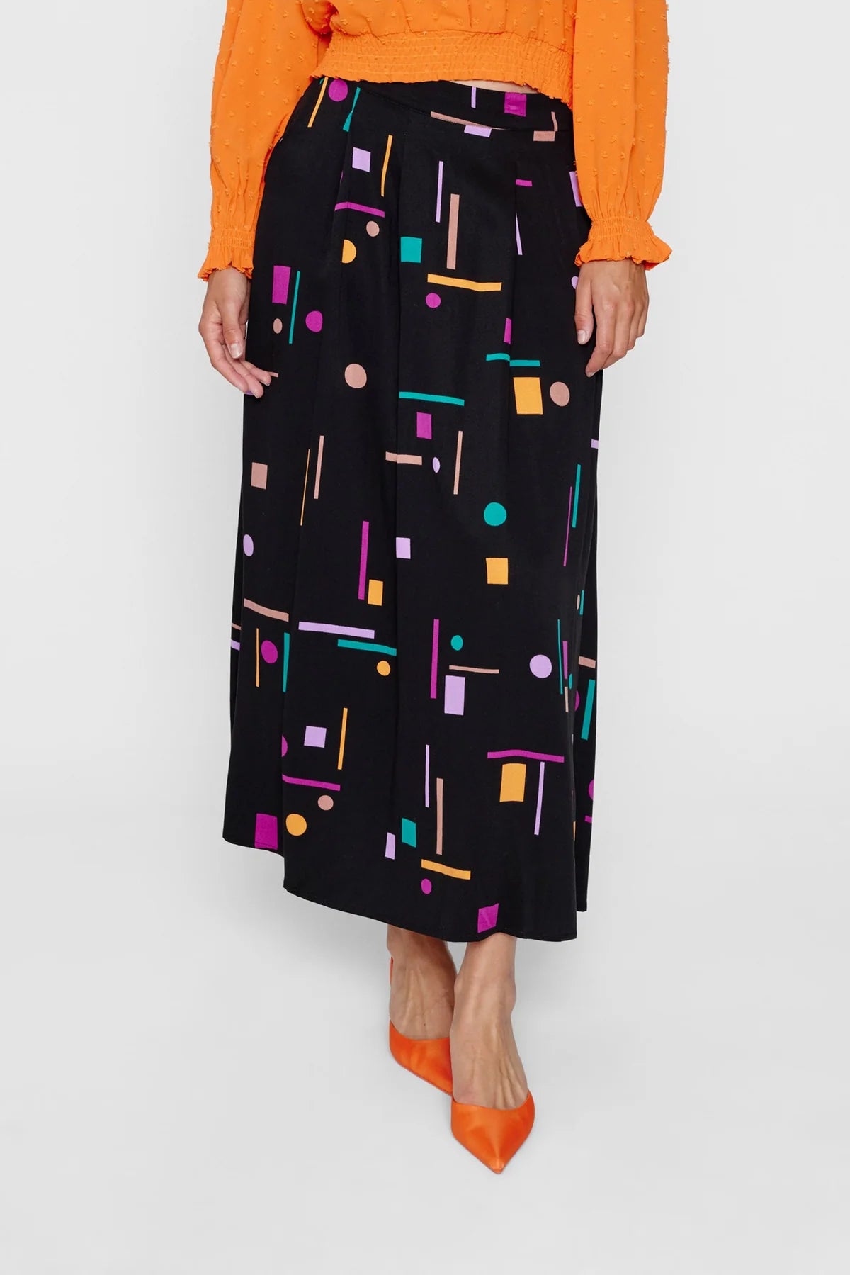 Numph Nuwalli Skirt - Black