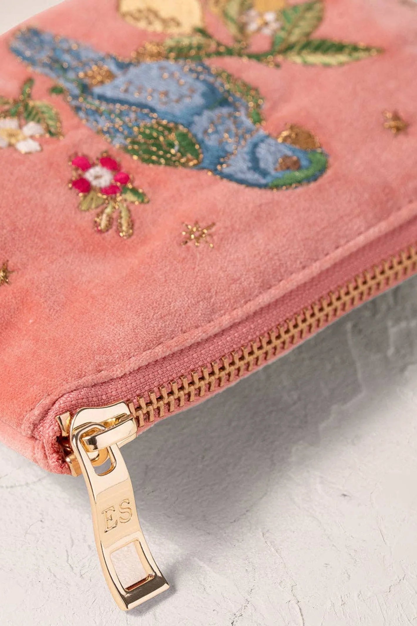 Elizabeth Scarlett Tropical Parrot Coin Purse - Coral