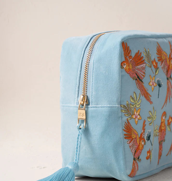 Elizabeth Scarlett Flying Parrots Wash Bag - French Blue
