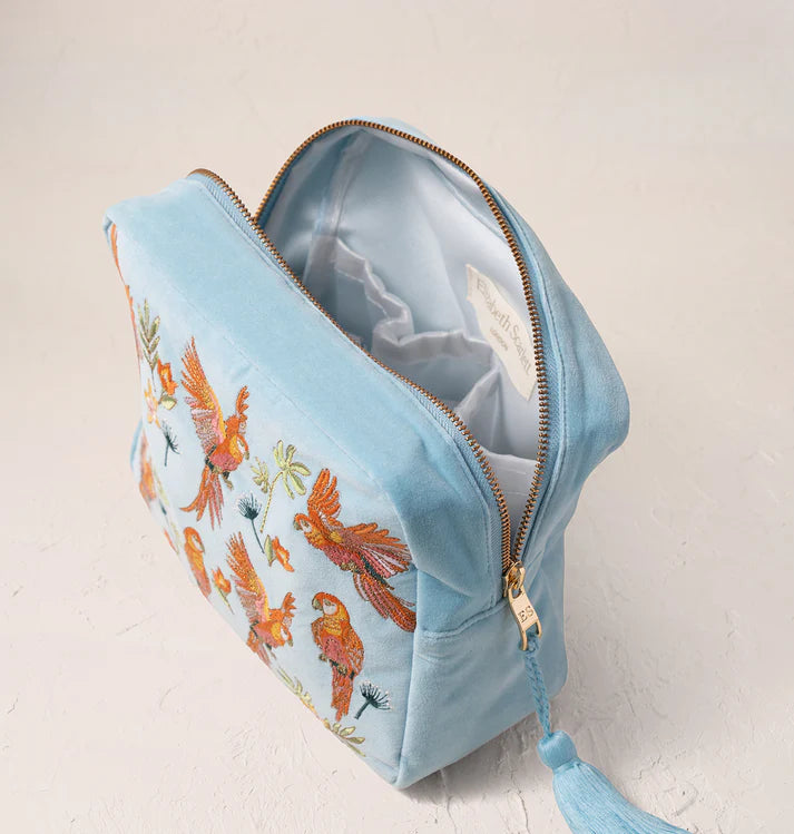 Elizabeth Scarlett Flying Parrots Wash Bag - French Blue