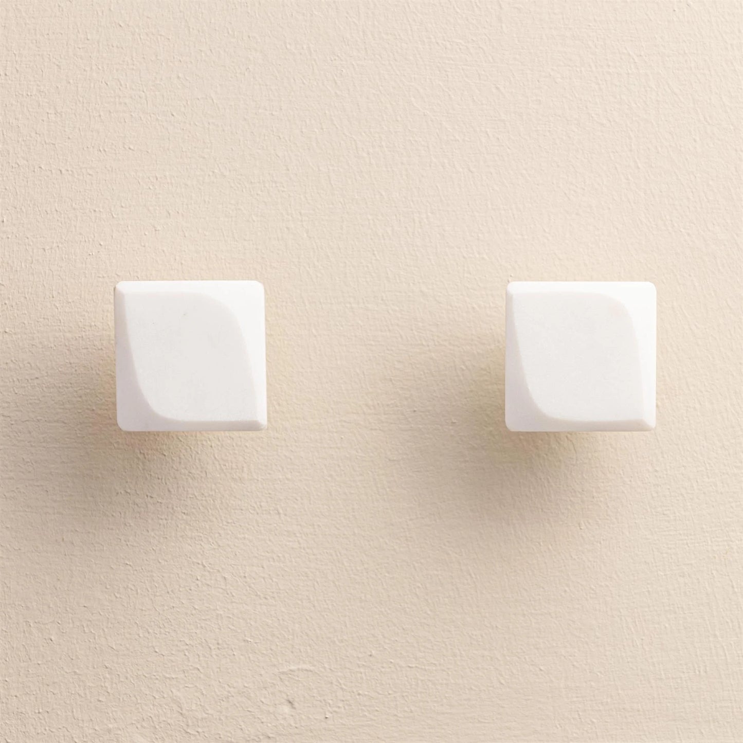 Xaria White Stone Drawer Knobs