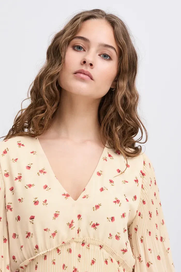 ICHI - Rosey Long Sleeve Top Geranium Flower