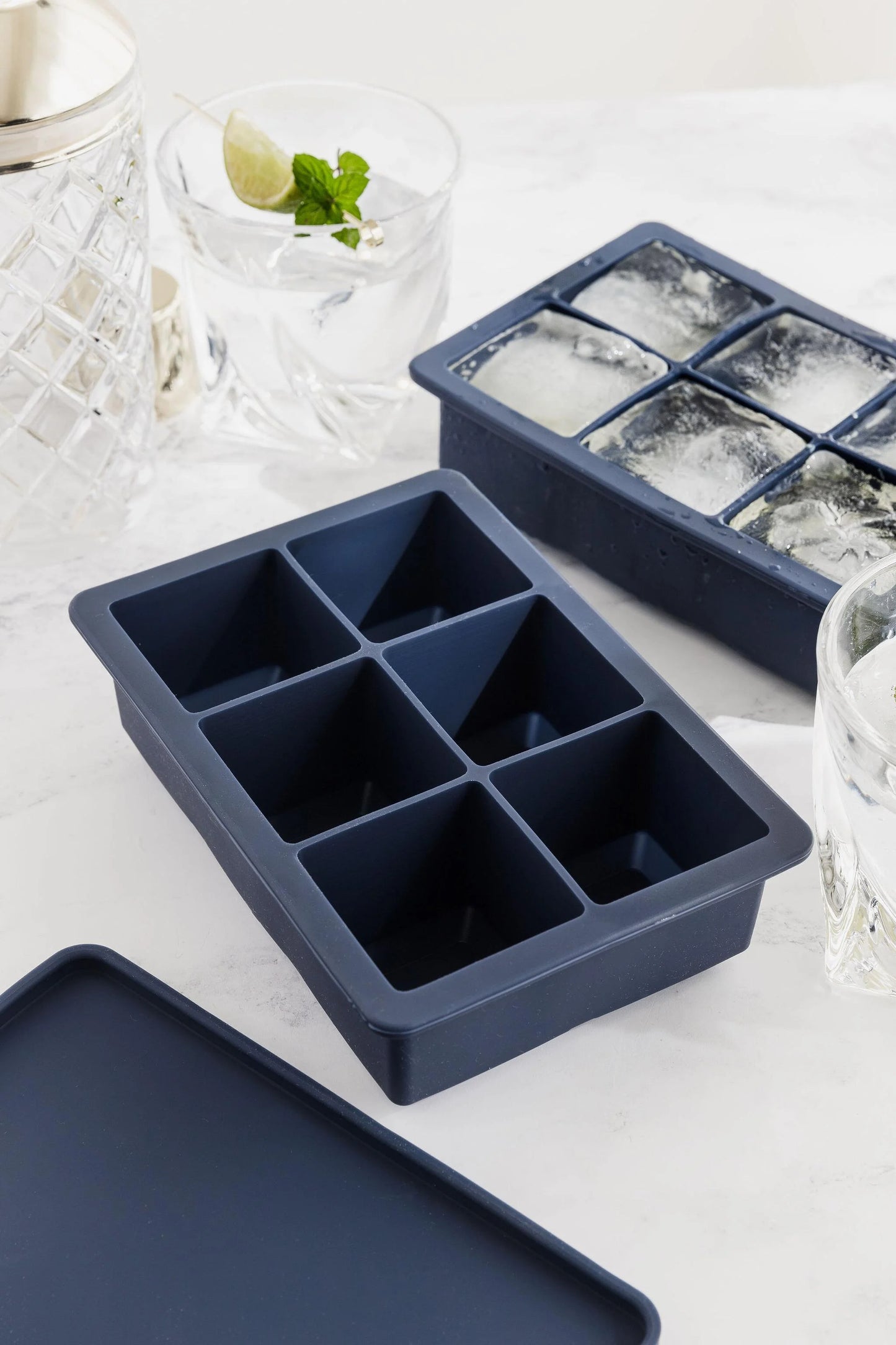 Giant Ice Cube Tray and Lid