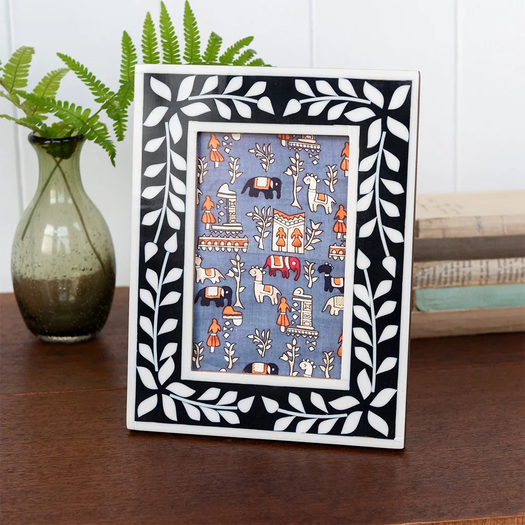 Rex London - Resin Picture Frame (Navy Blue)