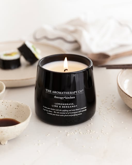 Aromatherapy Kitchen Therapy Candle - Lemongrass Lime & Bergamot