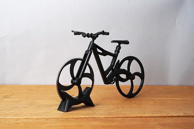 CGB Giftware Dapper Chap -  Bike Pizza Cutter