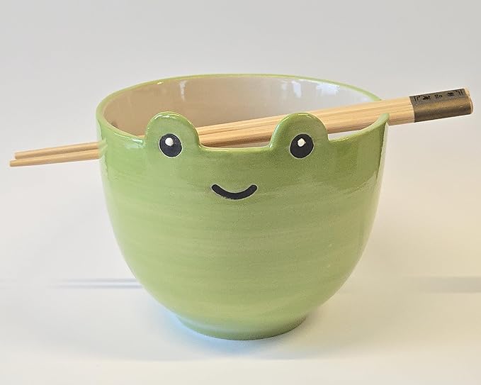 Saa & Belle Frog Noodle Bowl - With Chopsticks