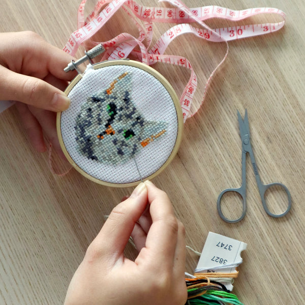 Kikkerland Tabby Cat Mini Cross Stitch Embroidery Kit