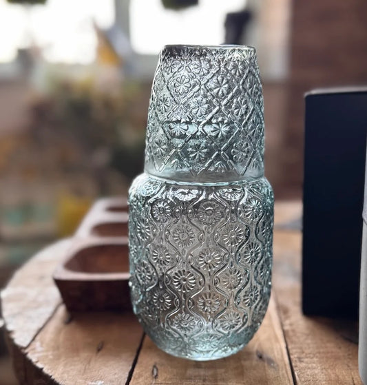 Gisela Graham - Glass Water Carafe Set – Blue Daisy