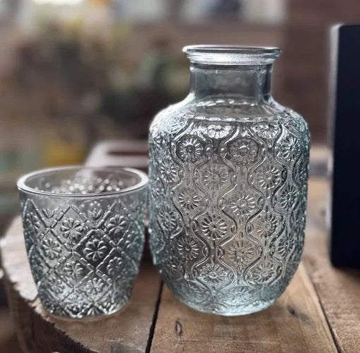 Gisela Graham - Glass Water Carafe Set – Blue Daisy