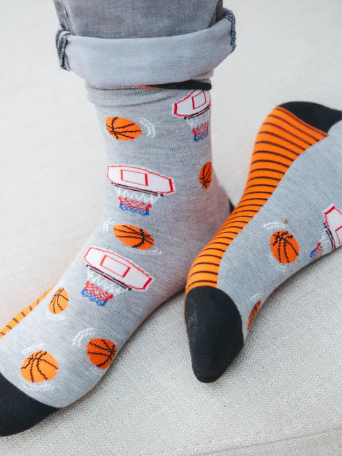 Sock Talk Men's Basketball Bamboo Socks in Light Grey