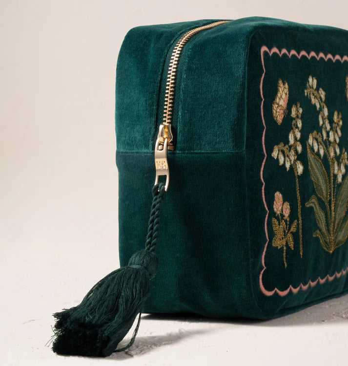 Elizabeth Scarlett - Lily of the Valley Wash Bag