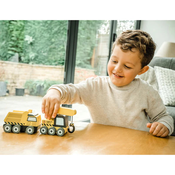 Orange tree toys - Construction trucks