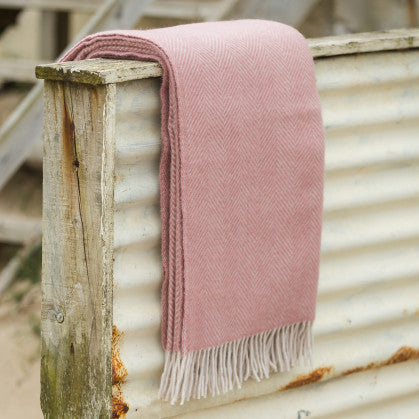 TWEEDMILL - Herringbone Dusky Pink & Pearl