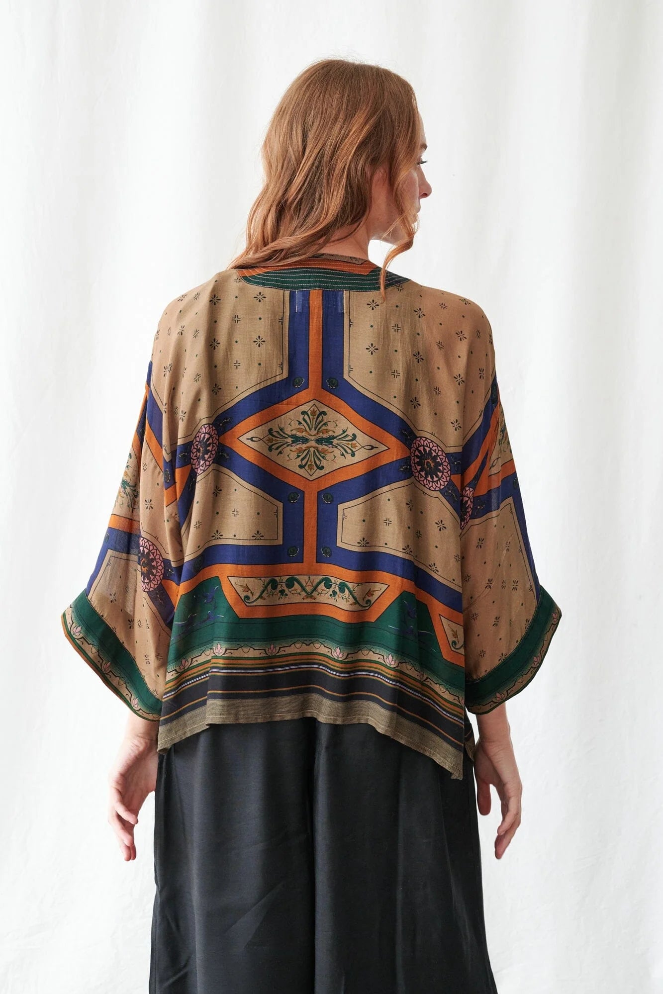 One Hundred Stars -Fleur De Lys Sand Kimono