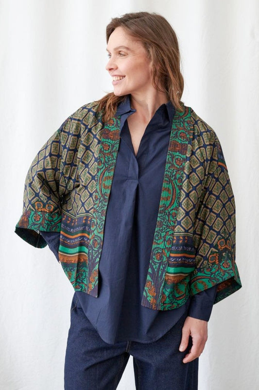 One Hundred Stars - Amulet Emerald Kimono