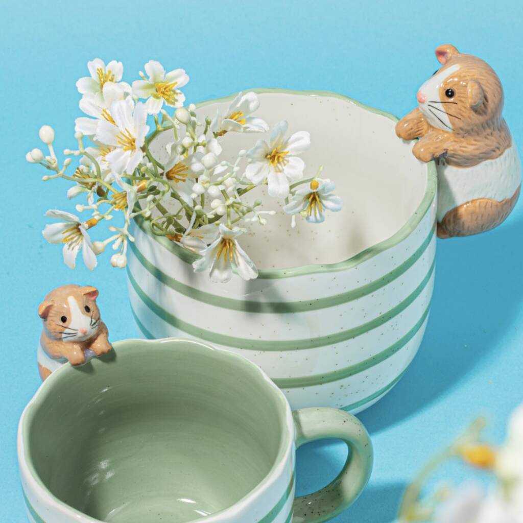Sass and belle - Peeking Guinea Pig Planter