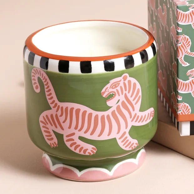 Paddywax - Tiger Ceramic Candle Black Cedar and Fig