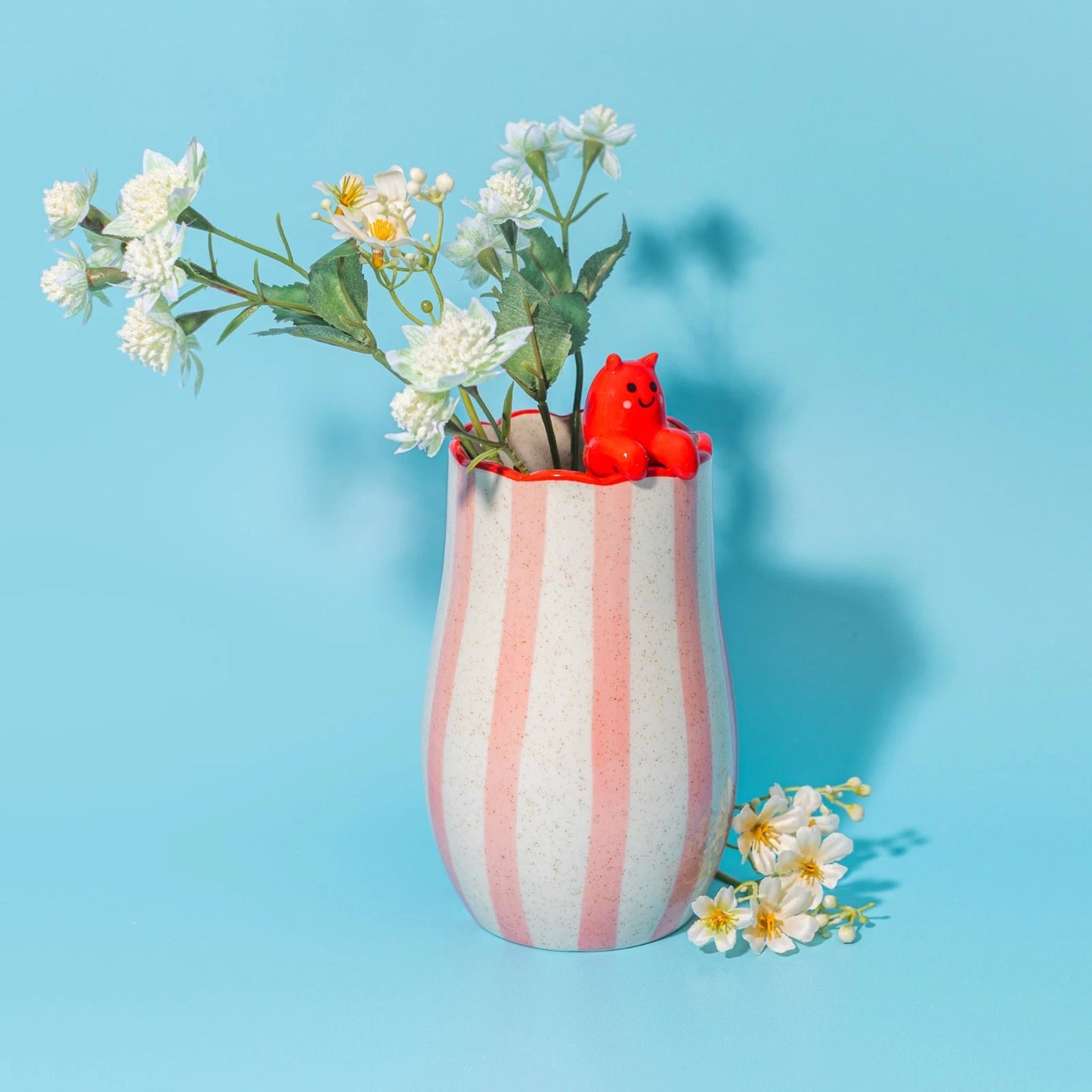 Sass & Belle - Peeking Lobster Vase