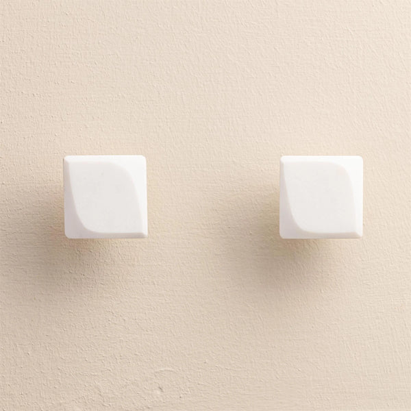 Xaria White Stone Drawer Knobs