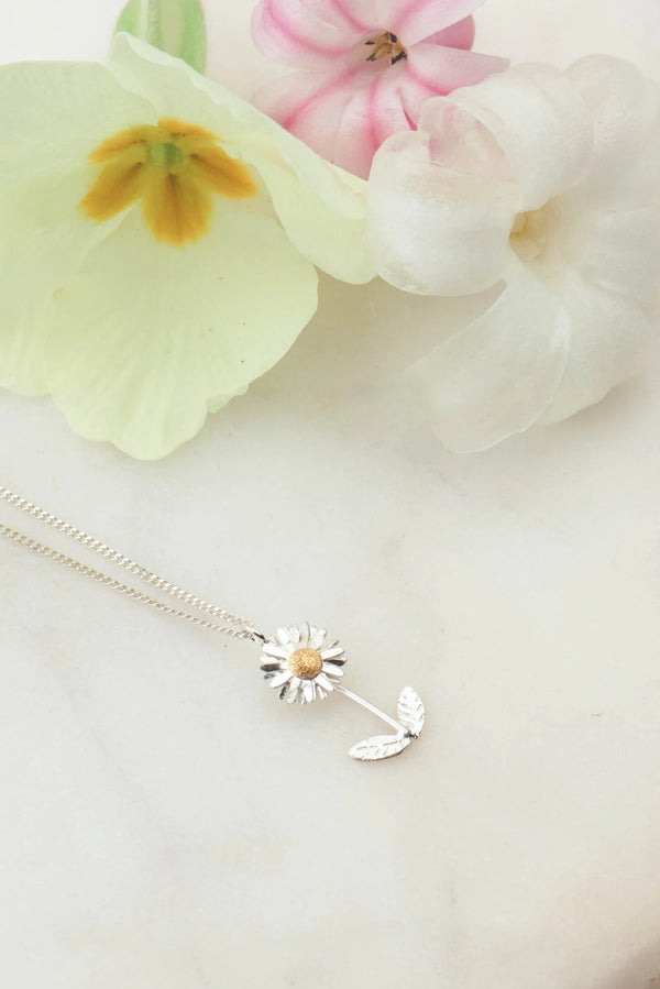 Amanda Coleman Handmade Sterling Silver and Gold Daisy Necklace With Stalk