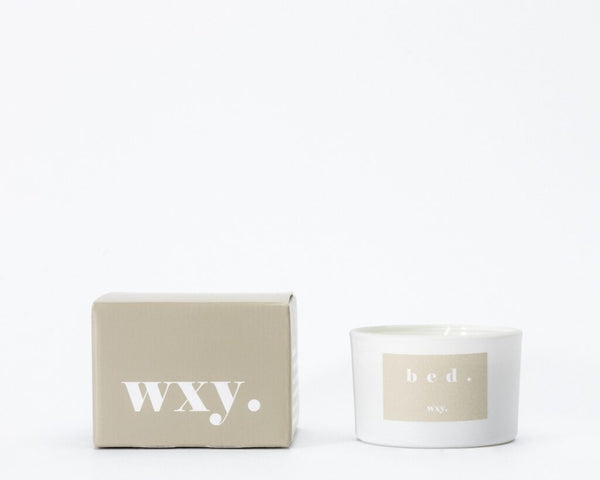 WXY bed warm musk and black vanilla candle