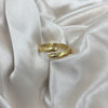 White Leaf Curve Twist Ring Gold