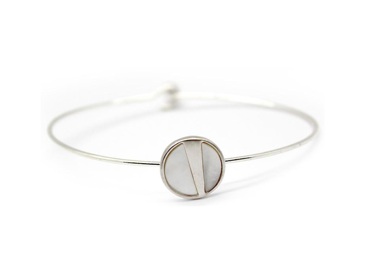 Lark Wire Bracelet - Mother of Pearl (Silver)