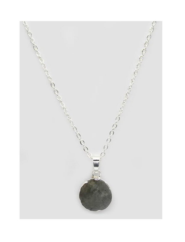 Lark Circle Pendant Necklace - Labradorite (Silver)