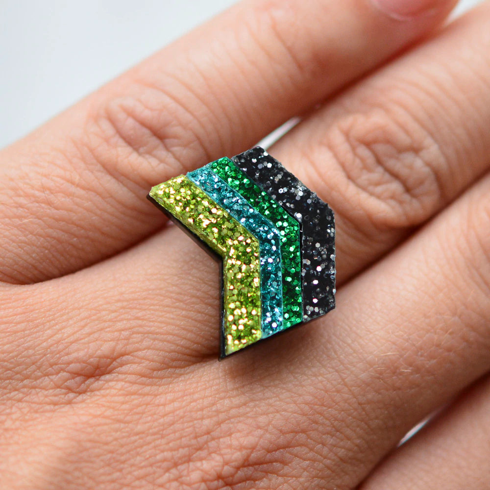 Glitter chevron ring (green)