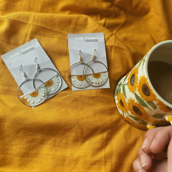 Nordic Flower Daisy Flower Resin Earrings